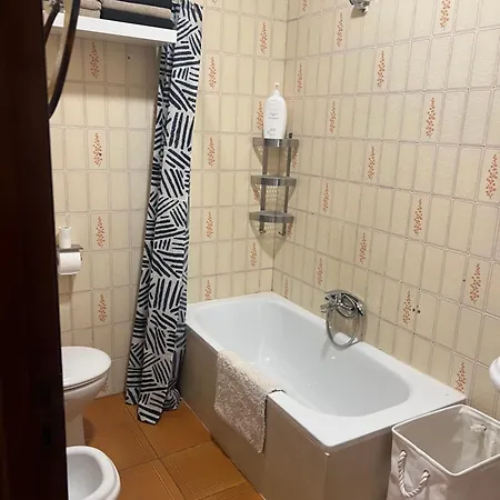 Renovado Arenales * A Pobra do Caramiñal